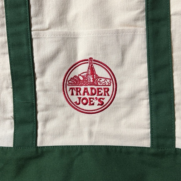 Trader Joe’s Green and Off White  2 Tote Bags NWT - Picture 4 of 4